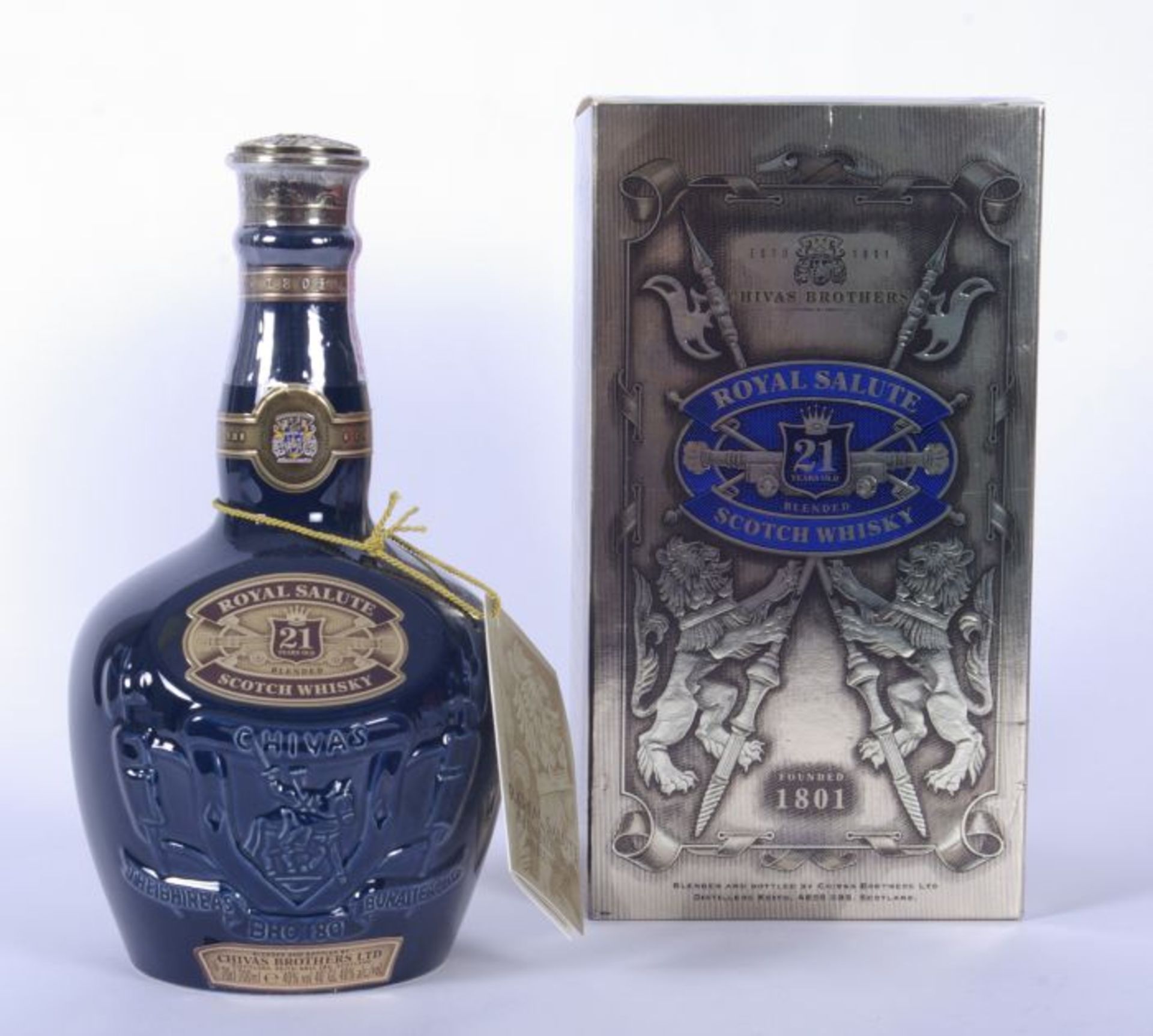 WhiskyflascheFlasche Royal Salute Blended Scotch Whisky, 21 Jahre alt, 700ml, blaue Flasche, Karton