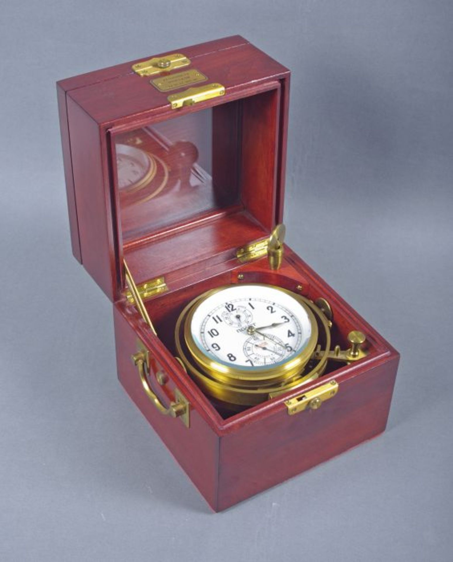 Marine-Chronometer in TransportboxErste Moskauer Uhrenfabrik, 20.Jh., rundes Uhrengehäuse in - Bild 3 aus 4