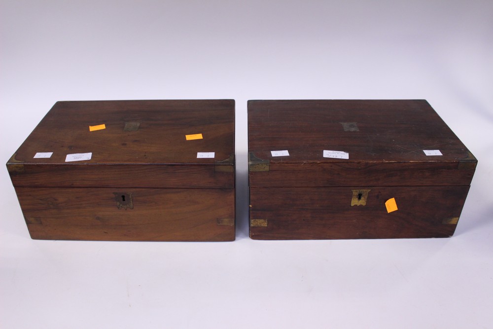 A pair of writing boxes