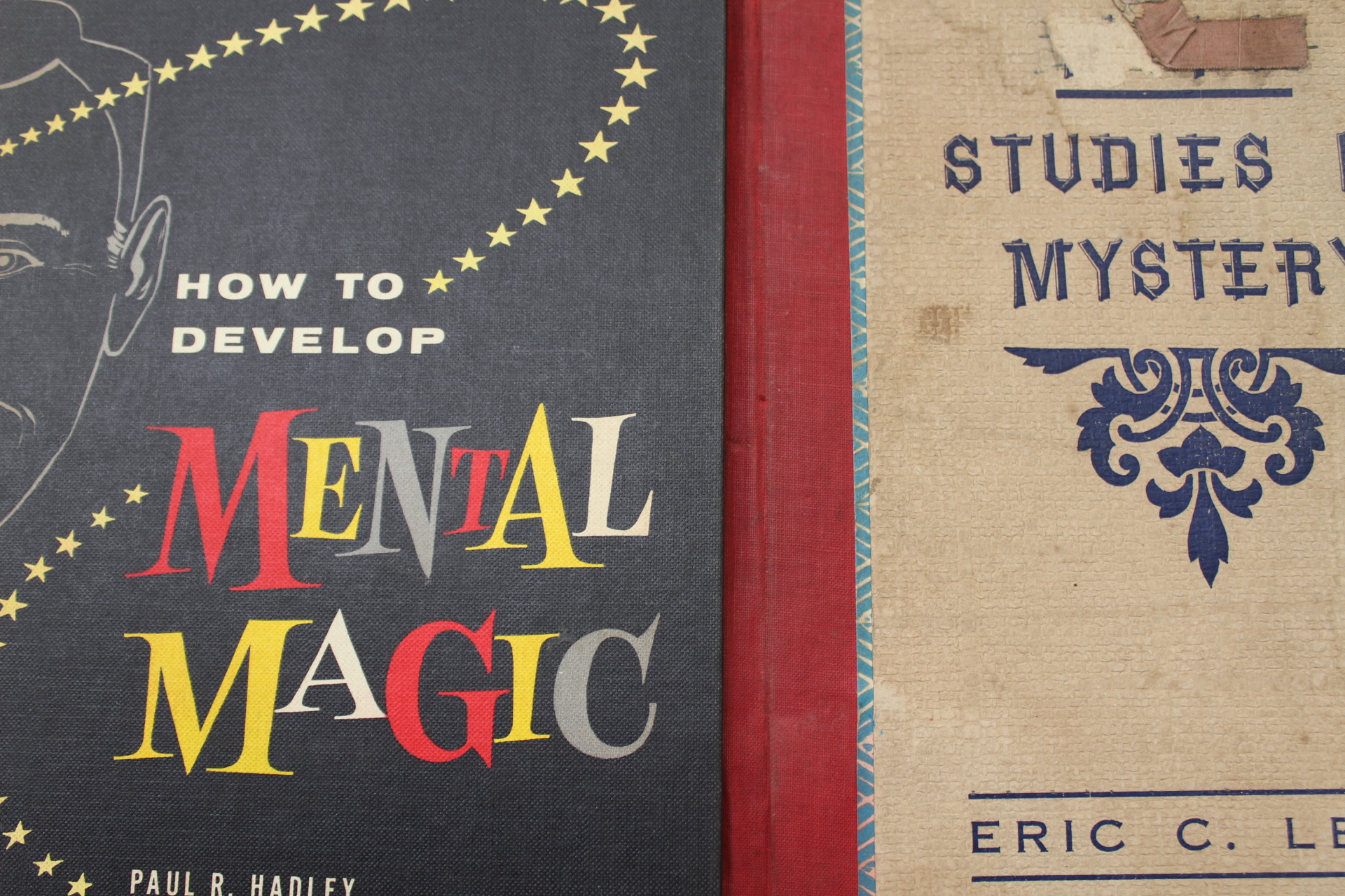 A box of mainly modern large format magic related books by Al Koran, Karrell Fox, Lewis Ganson,