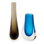 Geoffrey Baxter for Whitefriars, a Cinnamon glass teardrop vase, 9571, 20cm high,