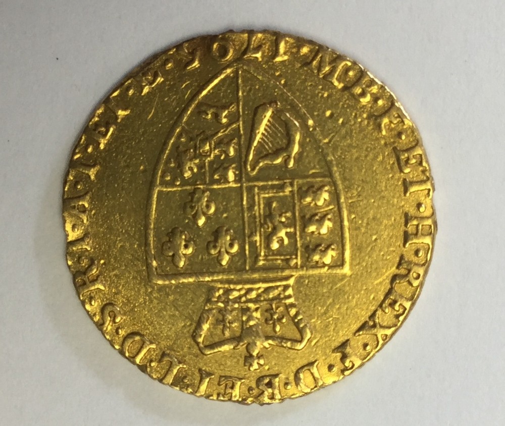 Guinea 1795 indication of mount marks above bust.