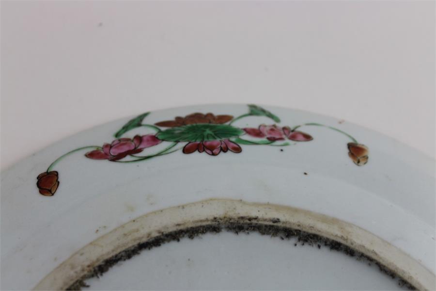 A 19th cent Chinese Canton porcelain million butterfly plate, perfect condition with some firing - Image 2 of 5