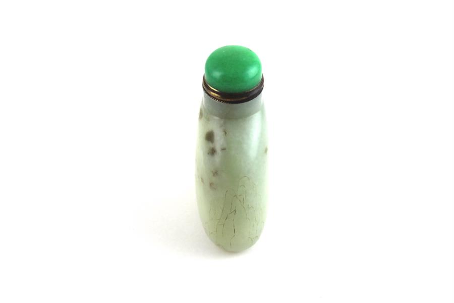  A 19th cent Chinese Jade Snuff bottle. H10 cms - Image 2 of 6