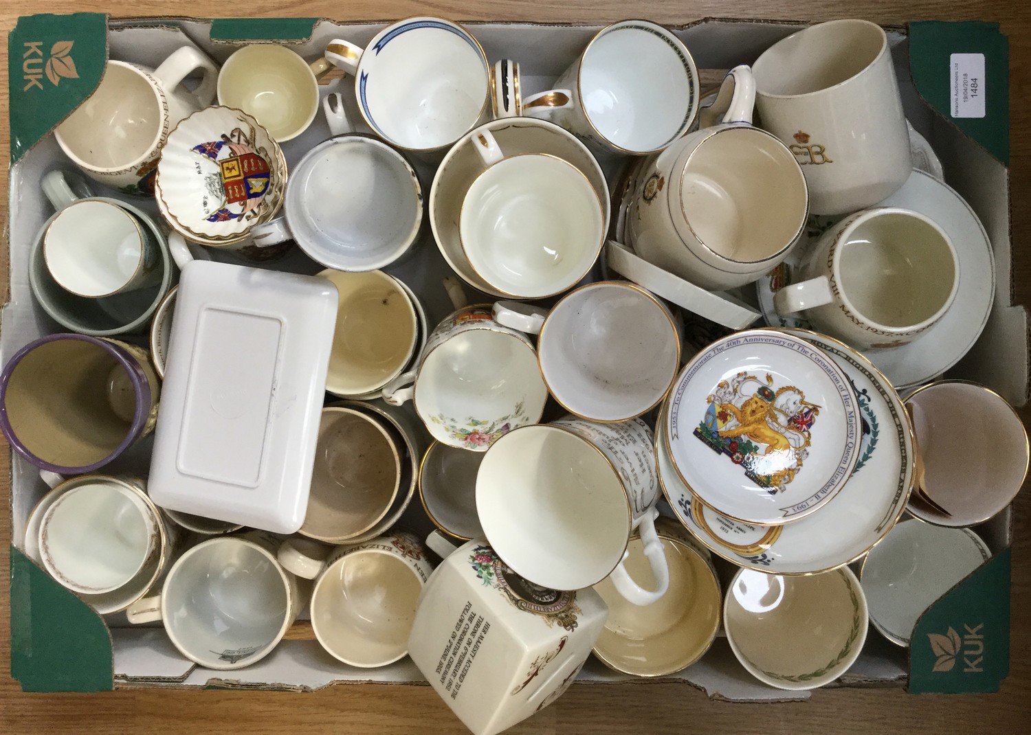 A quantity of Commemorative mugs and plates to include a Copeland Queen Victoria Diamond Jubilee
