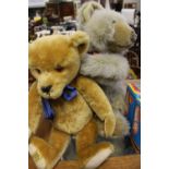 A Merrythoughts limited edition 87/600 jointed teddy bear,