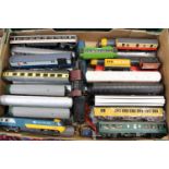 One box of assorted 00 gauge locomotives and coaches to include Hornby, Bachmann,