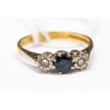 An 18ct gold ring with platinum,