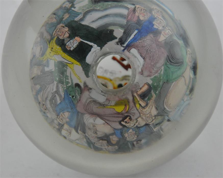 A Chinese reverse painted glass paperweight, early 20th century, of spherical form, interior reverse - Image 5 of 5