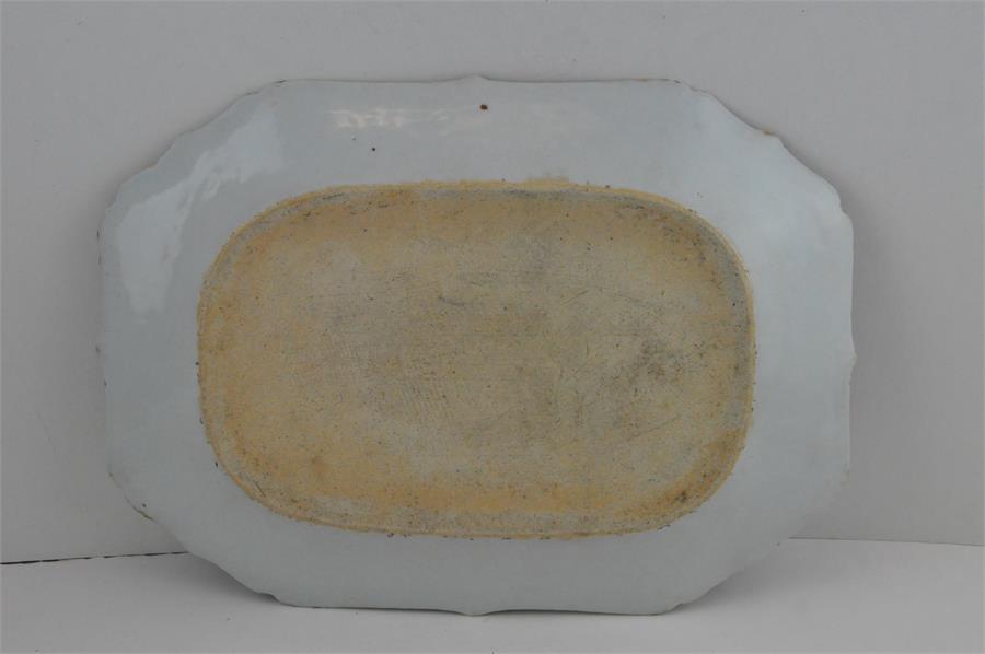 Three Chinese porcelain Qianlong period "Pseudo tobacco leaf" meat platters. 30 x 23 cms - Image 3 of 9