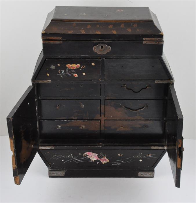 A Chinese black lacquered and mother of pearl inlaid table top cabinet, having painted mother of - Image 4 of 5