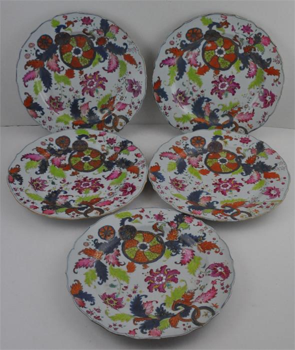 A collection of five Chinese porcelain Qianlong period "pseudo tobacco leaf "pattern plates. 23cms