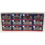 Bachmann: A collection of assorted wagons comprising, 37-158C, (3), 37-451B (4), 37-158C (3),