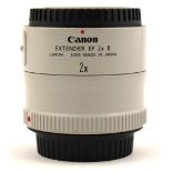 Canon: A Canon Extender EF 2x II.