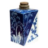 A late 18th/early 19th Century Chinese Jiaqing mark and period blue and white tea canister,