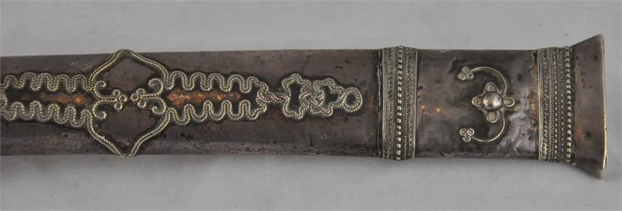 ***REOFFER IN DERBY AUGUST SALE £40/£60***  An antique Tibetan military sword, in a silver metal - Image 3 of 3