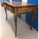 French Bureau Plat desk with ormolu mounts, six drawers, of which three are dummy. width 65 cm,