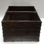 Oriental wooden carrying box