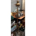 Late Victorian brass telescopic oil lamp with reservoir