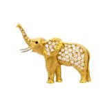 A diamond set 18ct yellow gold elephant brooch, body,