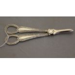 A pair of George V silver grape scissors, Sheffield 1929, the handles with beaded decoration,