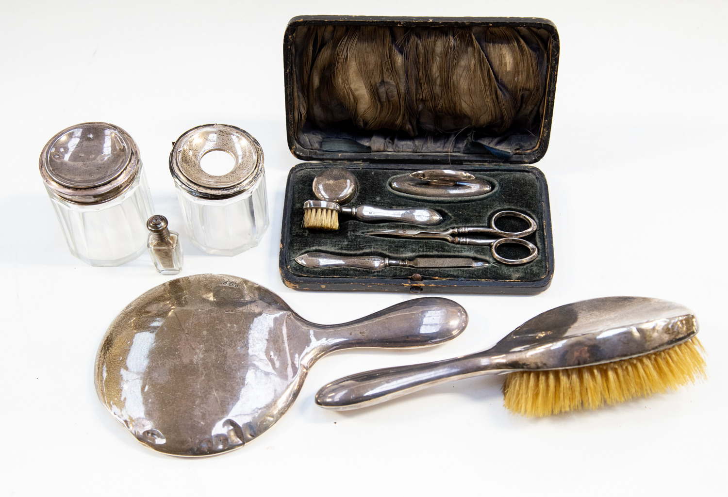 A cased silver manicure set, Birmingham 1810,