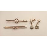 A pair Edwardian 15ct gold bar brooches,