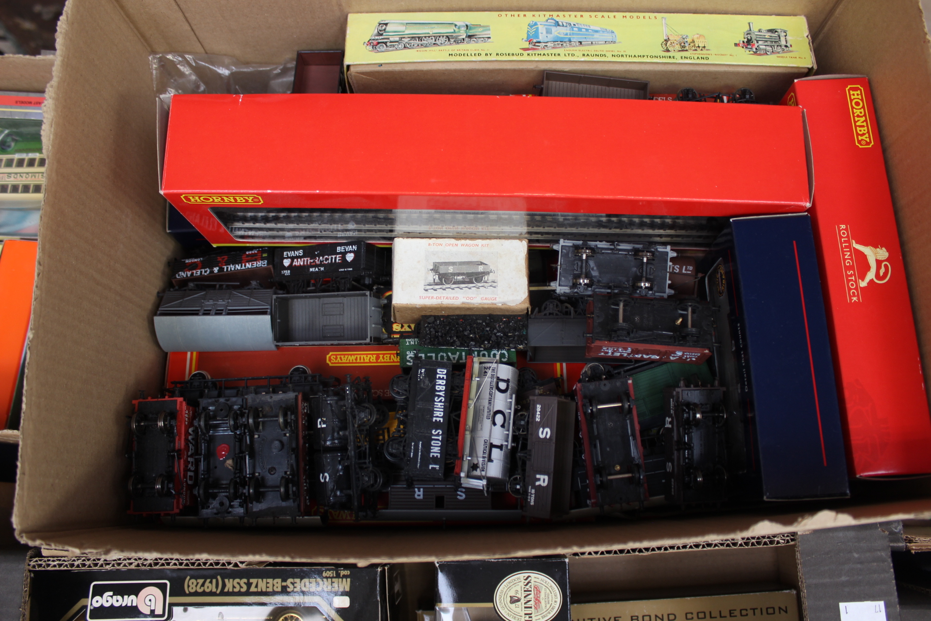 One box of assorted model railway,