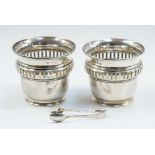 A pair of Edwardian silver bar pointed vessels,