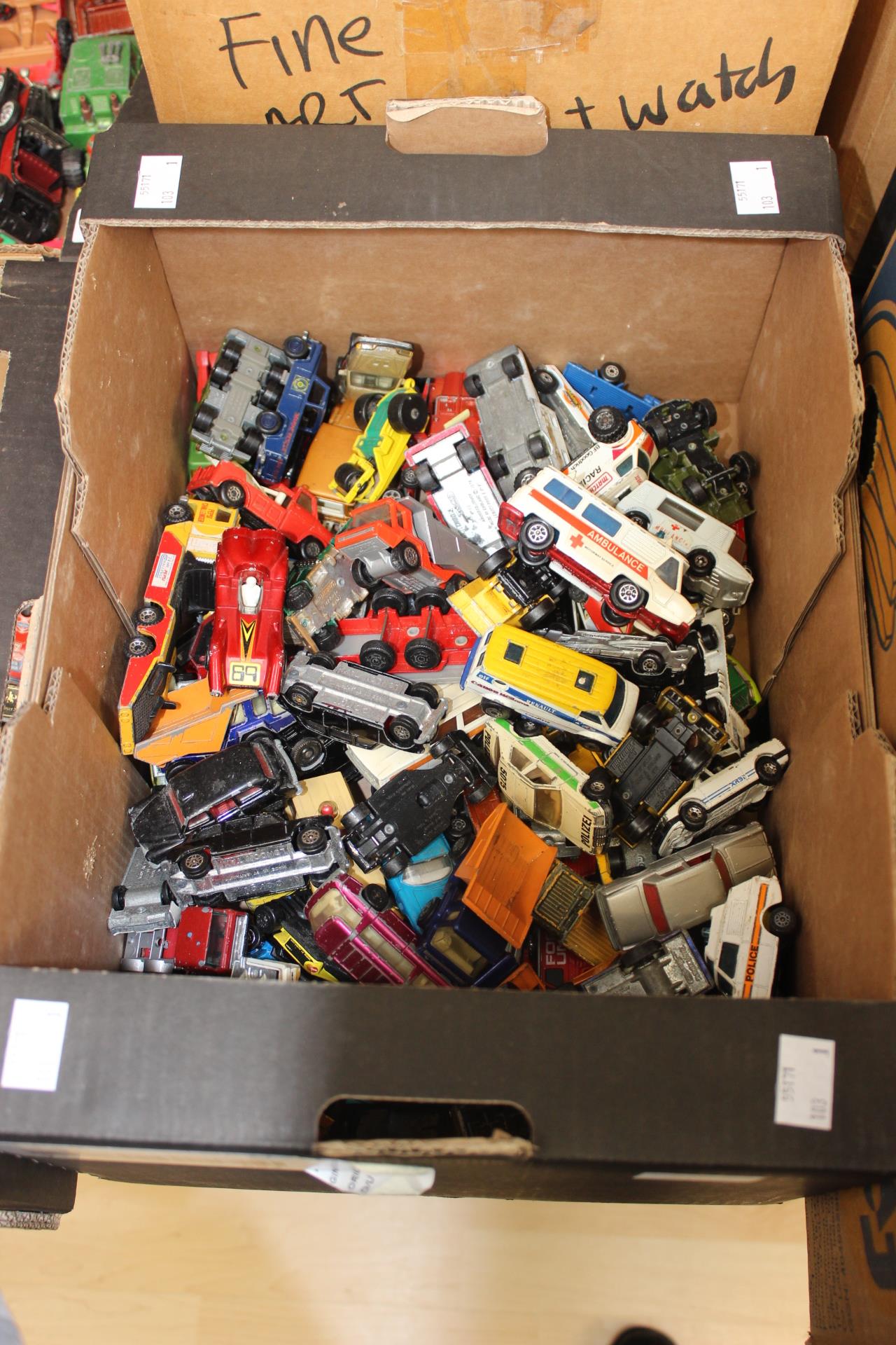 A quantity of modern diecast vehicles to include Matchbox Superfast