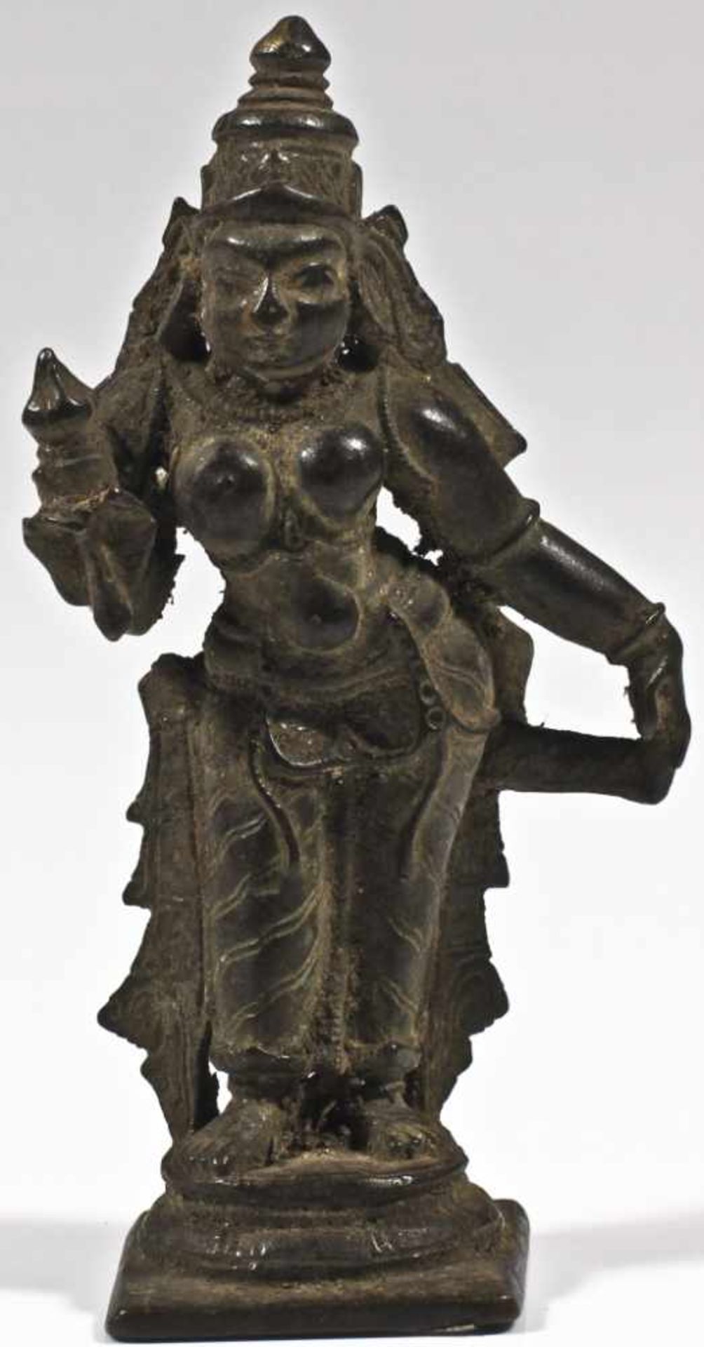 PARVATI bronze, India, 19th century, H: 9 cm Hindu goddess Parvati as Meenakshi of Madurai. She is