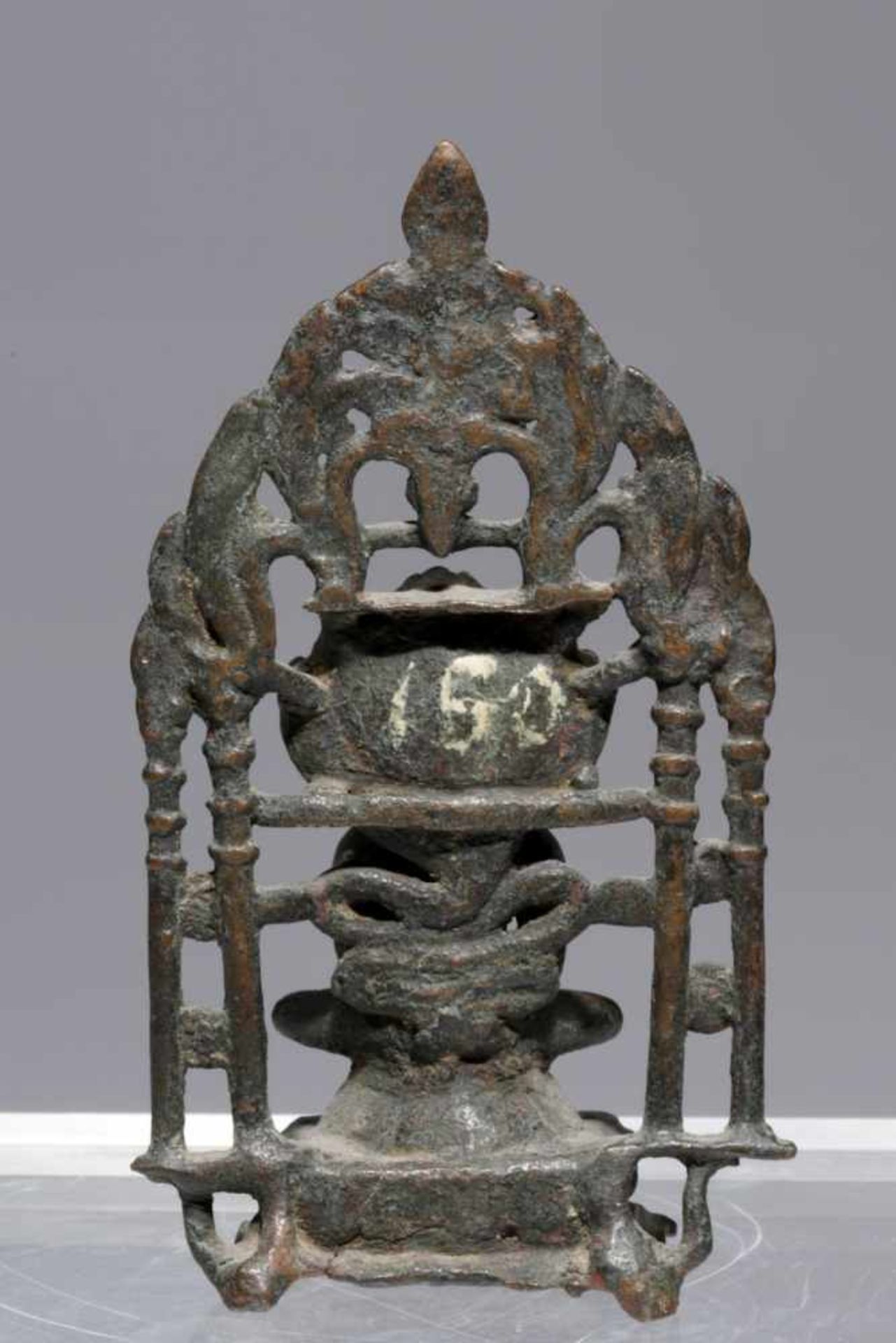 JAIN BUDDHAbronze,India 16th century,H: 12, 5 cmJain altar Suvidhinatha, buddha protected by - Bild 3 aus 3