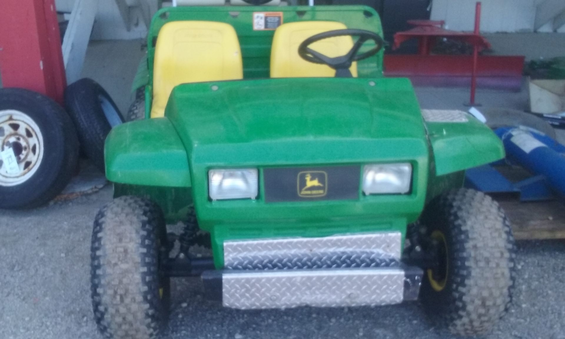 JD Gator 6 X 4 Gas