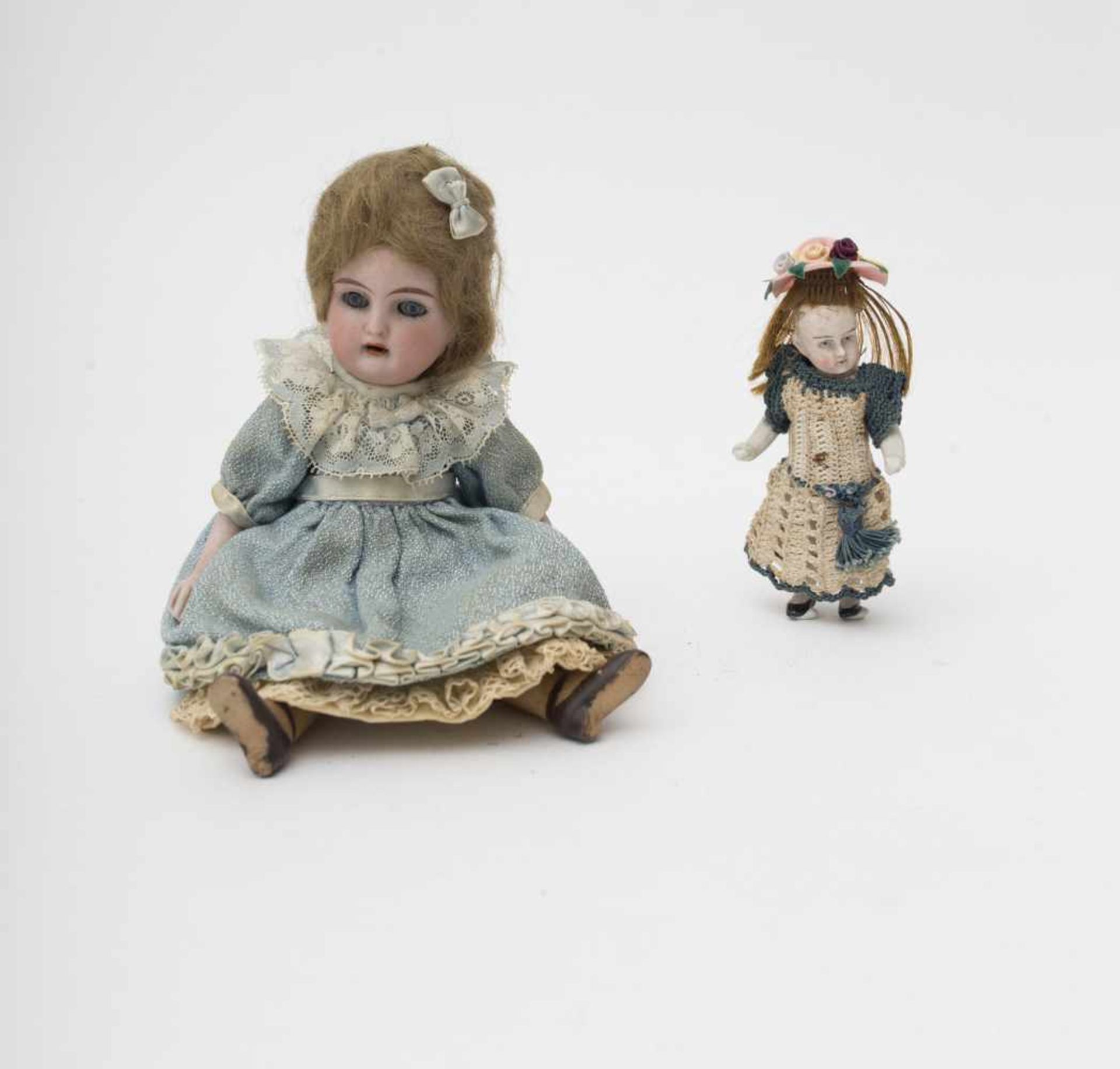 Mignonette-type doll With biscuit head, open mouth, blue sleeping eyes, biscuit body, painted boots,