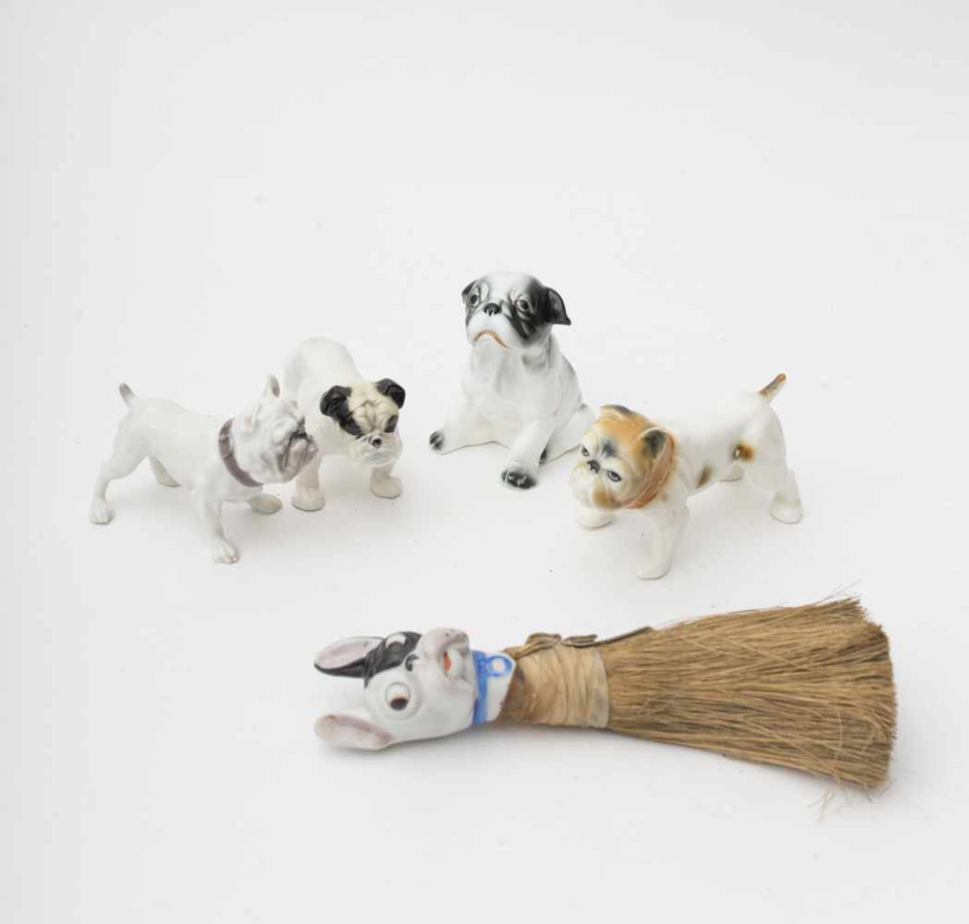 Bulldog theme Brush – porcelain puppies.