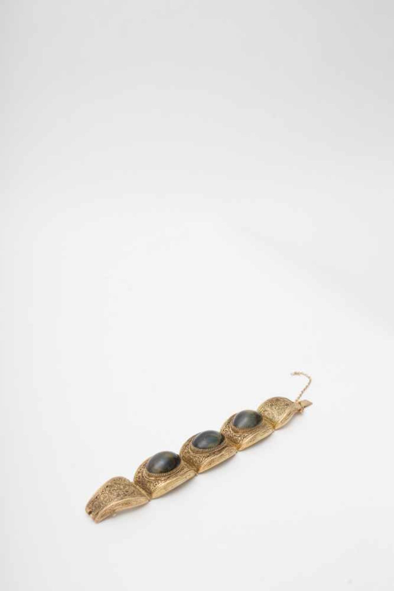 Bracelet set with a tiger's eye - China, 20th century Articulated, composed of 5 rectangular - Bild 2 aus 4