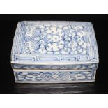 Antique Chinese Blue & White Porcelain Trinket Box And Cover, Ming Period. 3 x 4 Inches