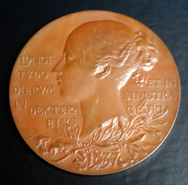 Large Queen Victoria diamond Jubilee Bronze Medallion 1897