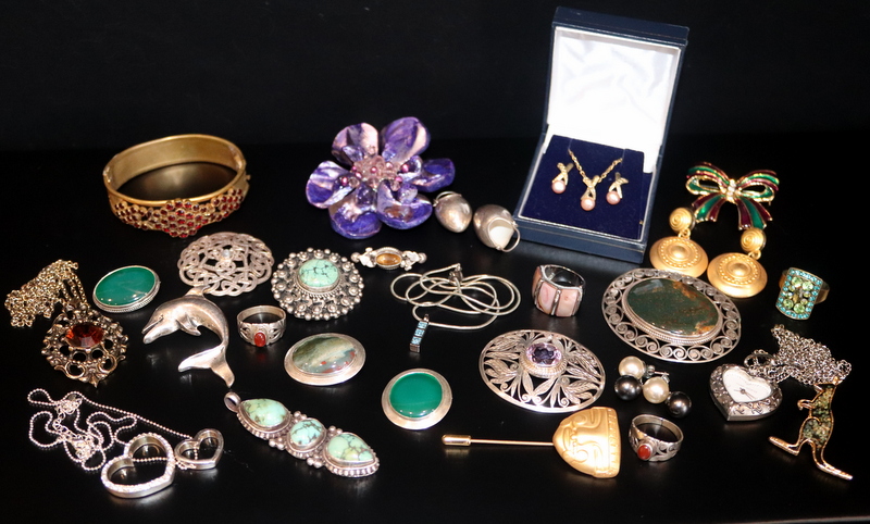 Mixed Lot Of Costume Jewellery To Include Brooches, Bangle, Earrings, Ring, Necklaces