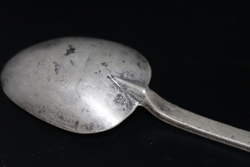 Set Of Three Pewter Trefid Spoons, All With Touch Marks, Length 7 Inches. c1700 - Image 5 of 5