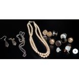 Small Mixed Lot Comprising A Box Of Various Shirt Studs, Silver Rope