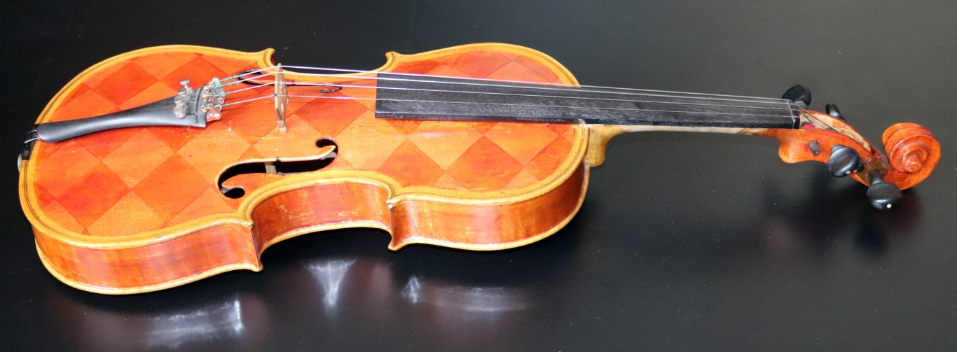 Decorative Violin With Diamond Decorated Body, Two Piece Back With Split To Edge, Overall Length 23.