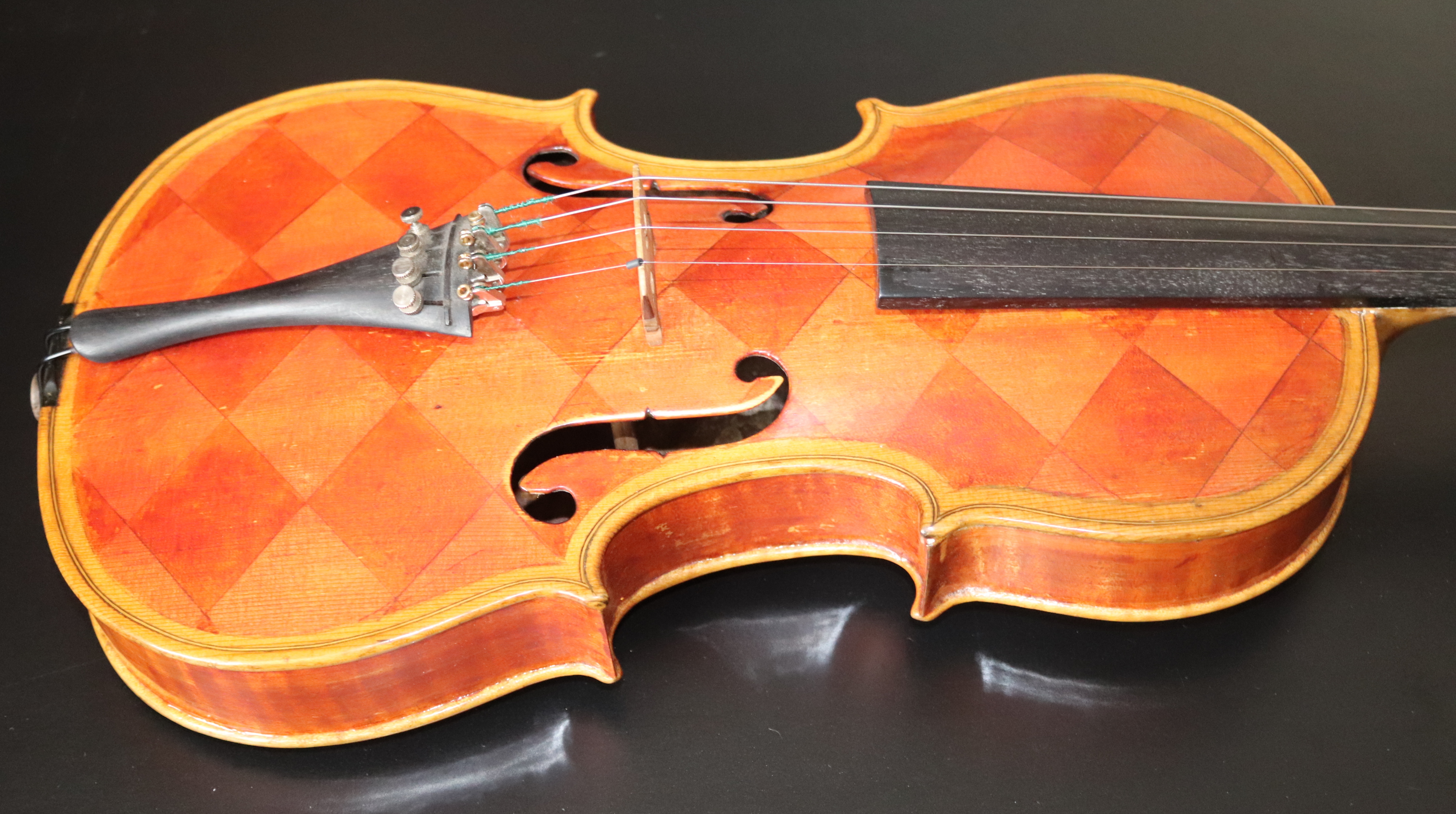 Decorative Violin With Diamond Decorated Body, Two Piece Back With Split To Edge, Overall Length 23. - Image 2 of 6