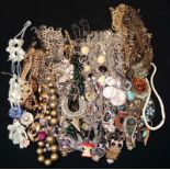 Bag Containing Over 100 Assorted Necklaces To Sort