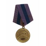 SOVIET MEDAL FOR THE LIBERATION OF PRAGUE The Medal For the Liberation of Prague was a World War