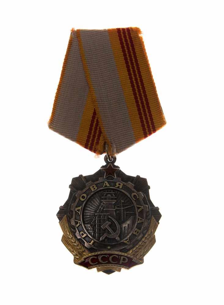 TWO SOVIET ORDERS OF LABOR GLORY, 3RD CLASS AND THE RED BANNER OF LABOR 1) Order of Labor Glory, 3rd