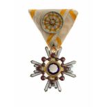 WWII JAPANESE MILITARY ORDER OF THE SACRED TREASURE 3RD CLASS The Order of the Sacred Treasure (瑞宝章?