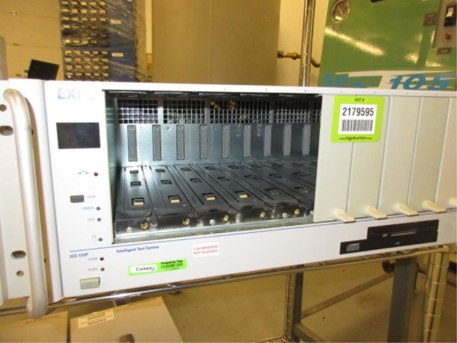 EXFO IQS-510P Intelligent Test Unit. Intelligent Test Unit, (10) empty expansion bays. SN# 389820. - Image 2 of 3