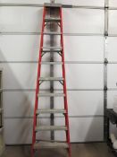 10' Fiberglass Ladder. Hit # 2203619. Dock Asset Located at 641 Industrial Blvd, Grapevine, TX