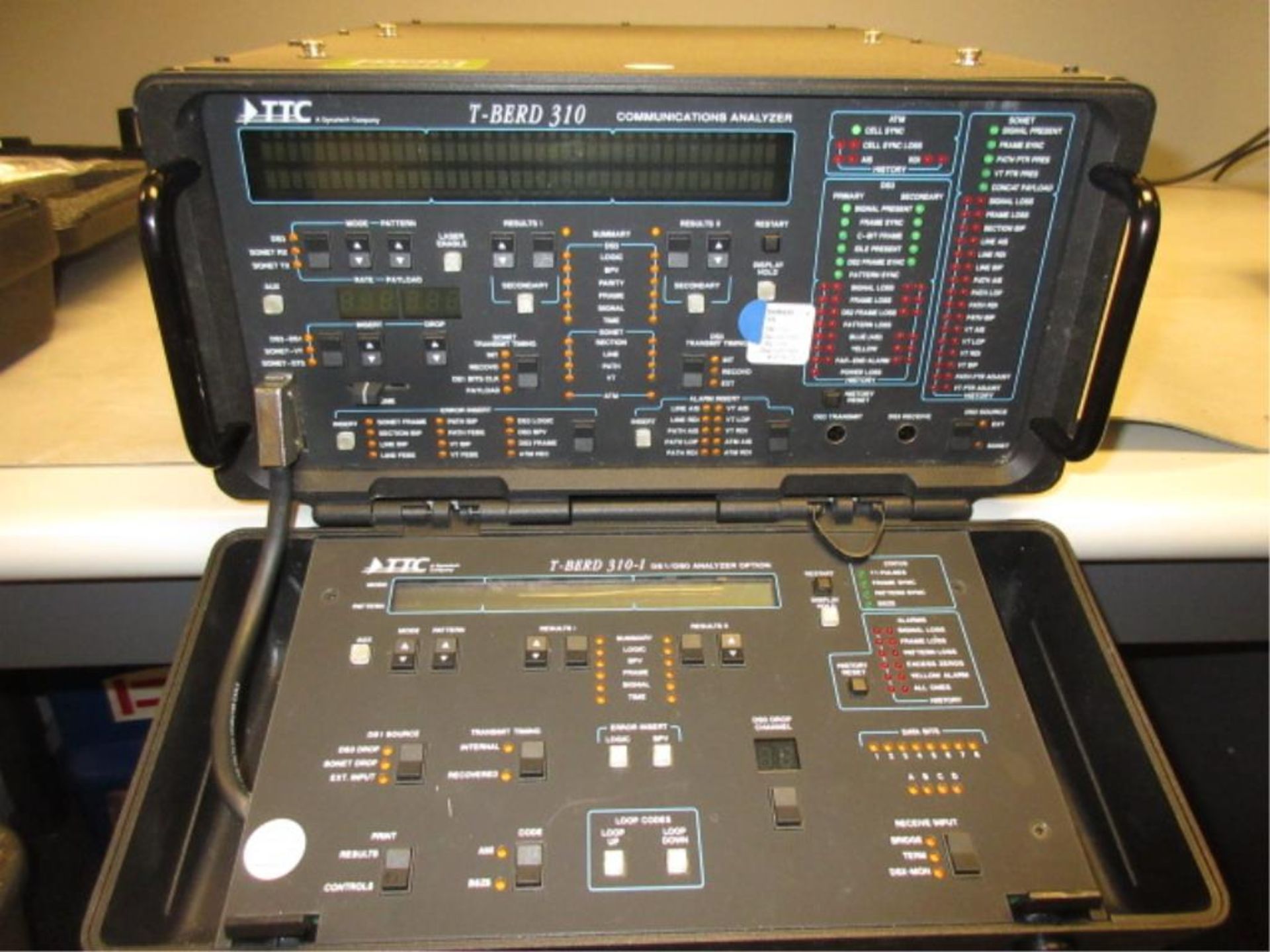 TTC T-Berd 310 Communications Analyzer. Communication Analyzer, opt: 310-1, 310-3, 310-5, 310-10, - Image 2 of 5